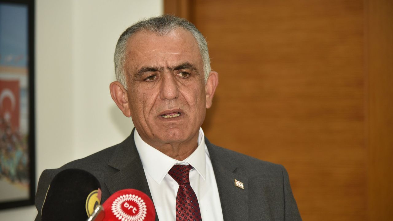 “Çocukları siyasete karıştırmayın”