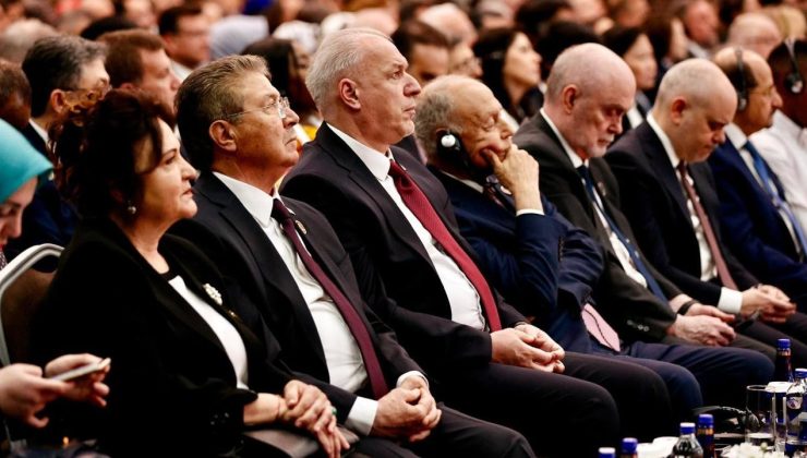 Başbakan Üstel, 5. Antalya Diplomasi Forumu’na katıldı
