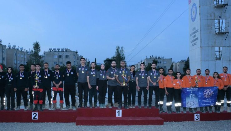 Gençler, hayat kurtarmada yarıştı