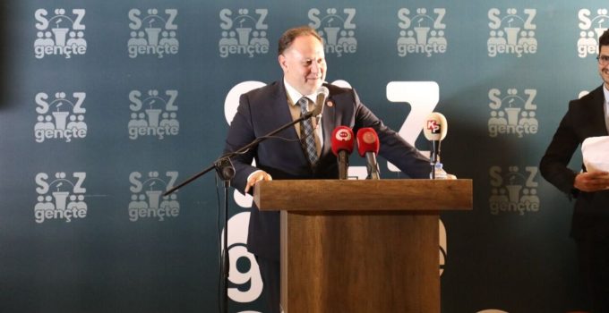 Öztürkler: “Gençler bize örnek oldu”