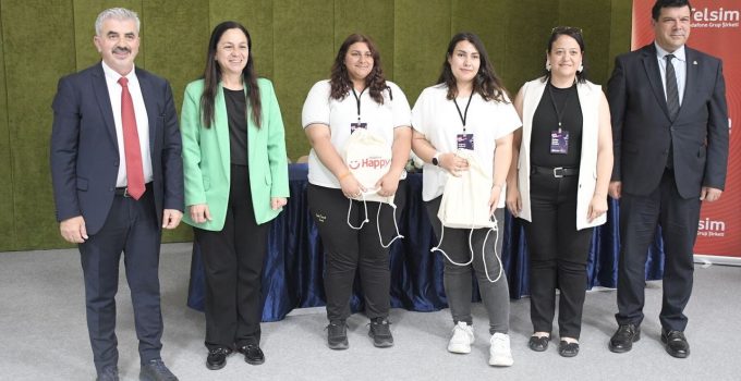 DAÜ TechGirls Komitesi’nin düzenlediği liseler arası bilişim yarışması yapıldı