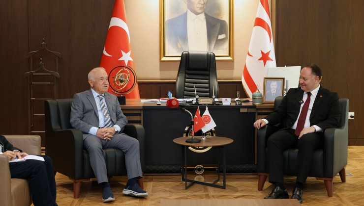“Rumlar milli gelirini refah yerine silaha harcıyor”