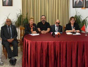 “Engelli bantlarını takip edenler ağaca tosluyor”