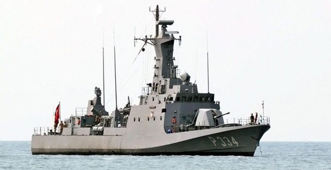 Türk Deniz Kuvvetleri denizaltısı ve hücumbotu halkın ziyaretine açılacak