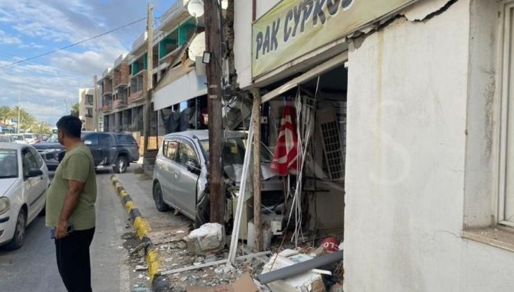 Yoldan çıktı, markete daldı
