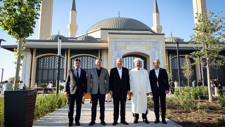 Öztürkler: “Bayramlar birlik ve beraberliğimizi güçlendiren en önemli değerlerimizdir”